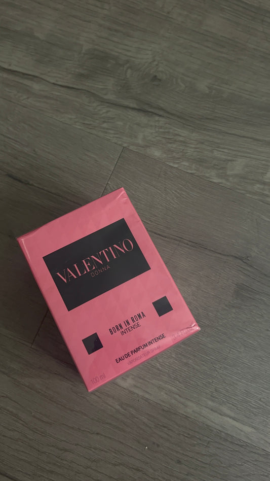 Valentino Donna Born in Roma Intense Eau de Parfum