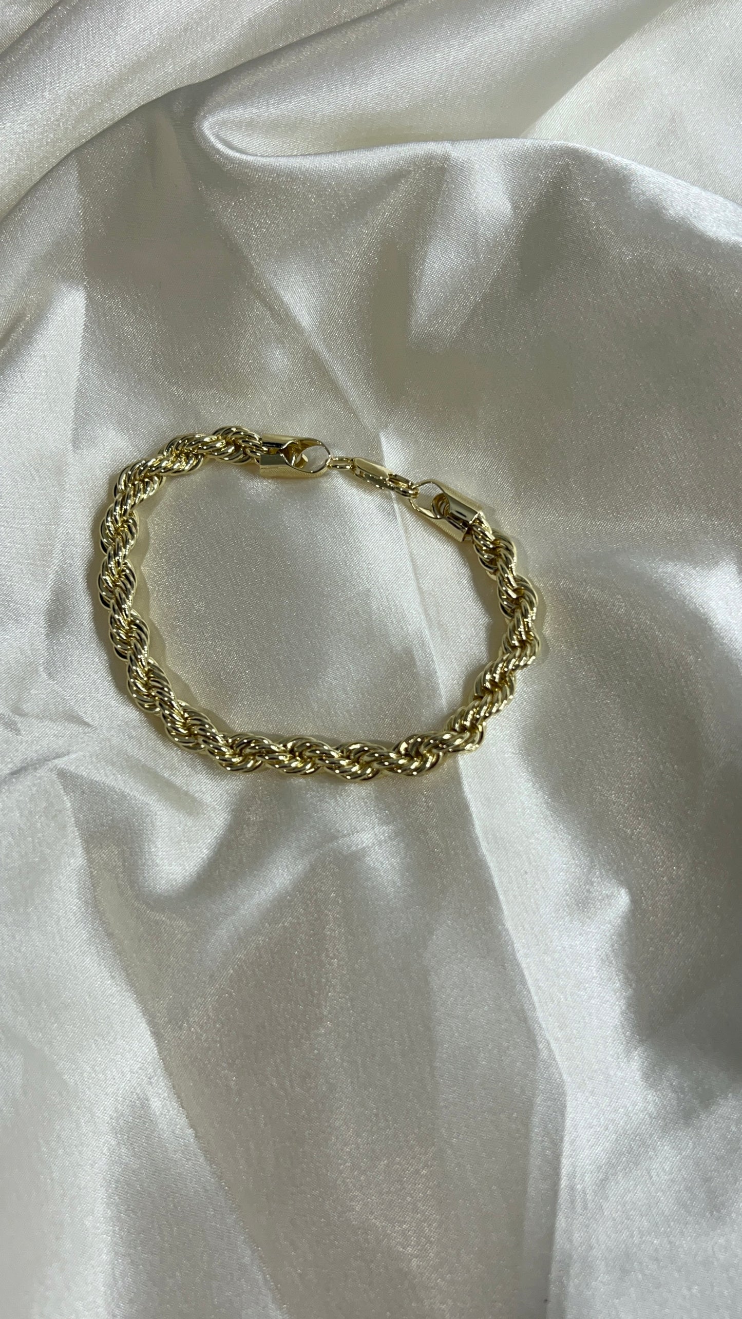 Thick Cuban bracelet