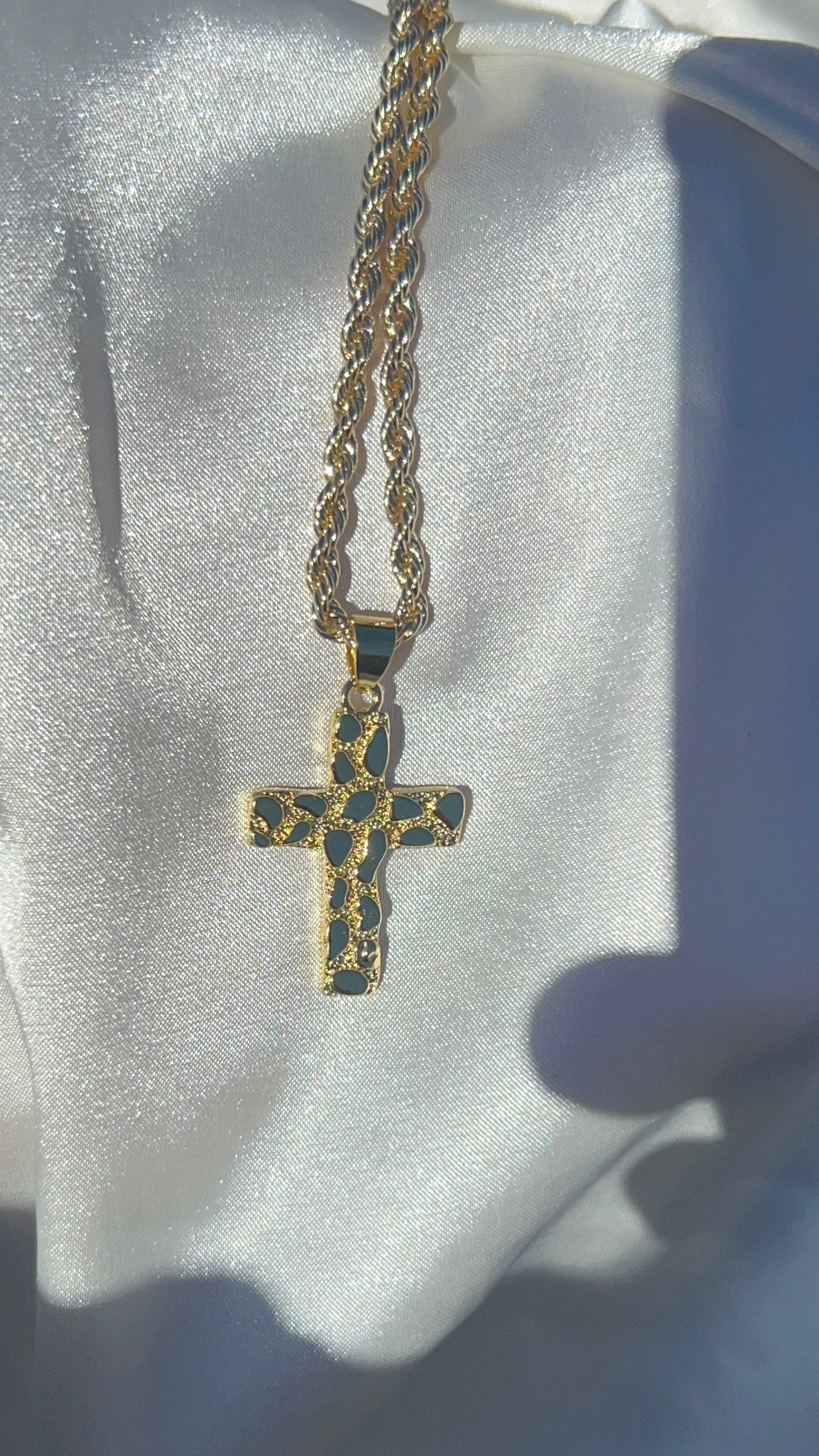 Cross nugget necklace