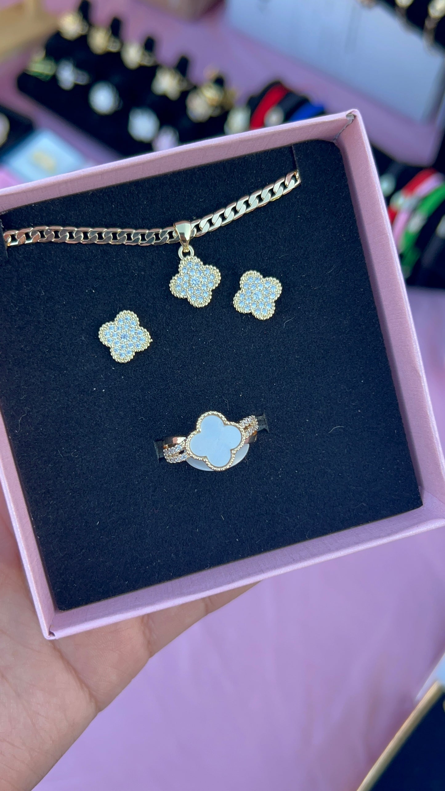 Four clover bling set