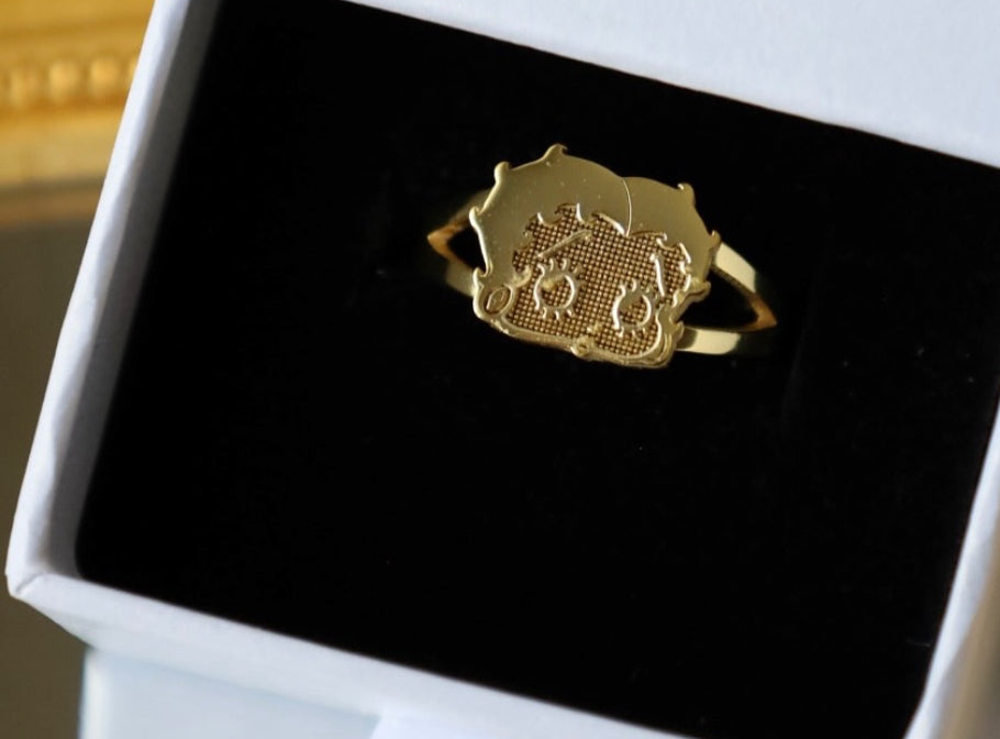 Adjustable Betty boop ring